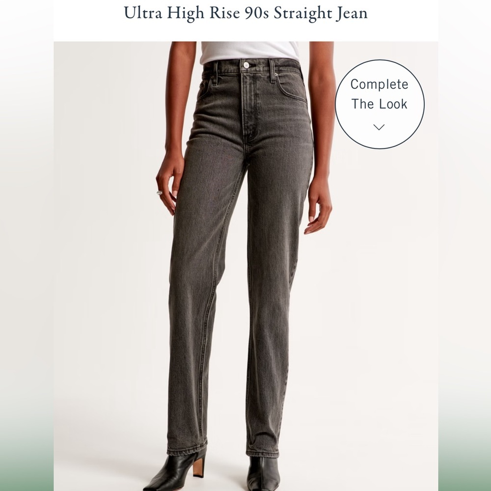 NWT Ultra High Rise 90s Straight Jean
